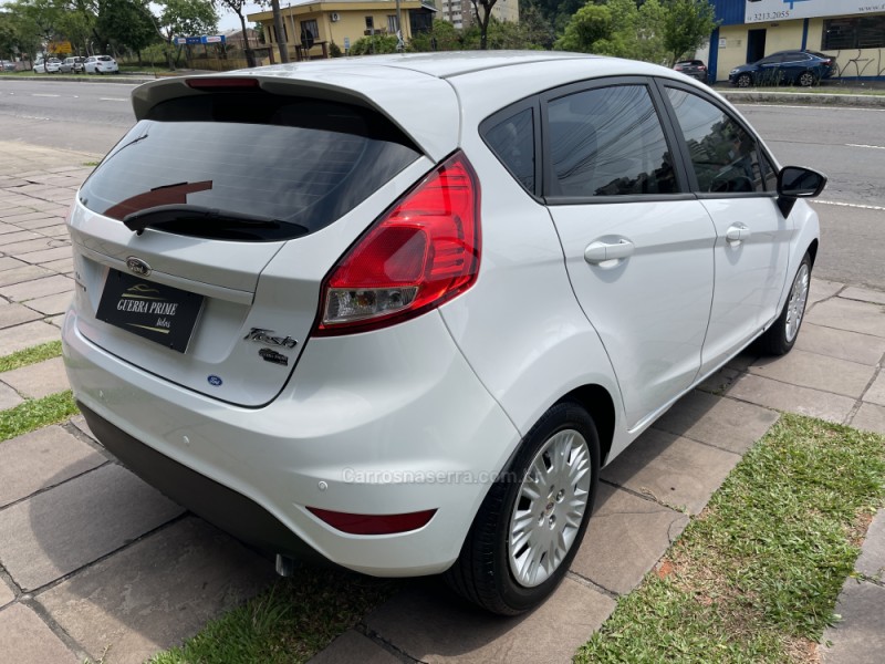 FIESTA 1.6 SE HATCH 16V FLEX 4P AUTOMÁTICO - 2014 - CAXIAS DO SUL