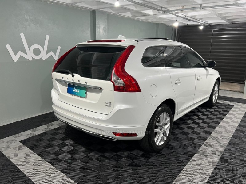 XC60 2.4 D5 MOMENTUM DIESEL AWD 4P AUTOMÁTICO - 2017 - BENTO GONçALVES