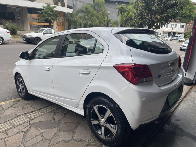 ONIX 1.4 MPFI LTZ 8V FLEX 4P MANUAL - 2017 - BENTO GONçALVES