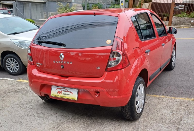 SANDERO 1.6 EXPRESSION 8V FLEX 4P MANUAL - 2012 - FARROUPILHA