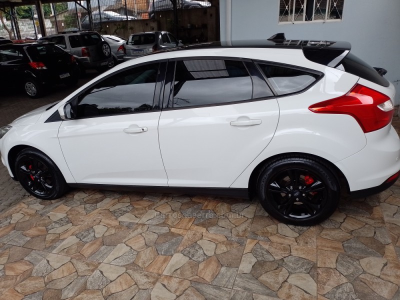 FOCUS 1.6 SE 16V FLEX 4P MANUAL - 2015 - CAXIAS DO SUL