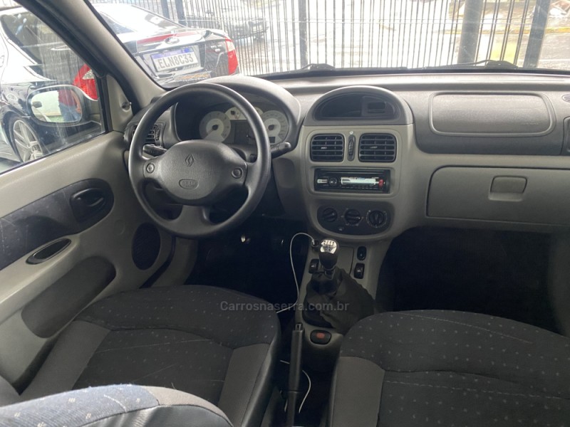 CLIO 1.0 EXPRESSION 16V FLEX 4P MANUAL - 2005 - CAXIAS DO SUL