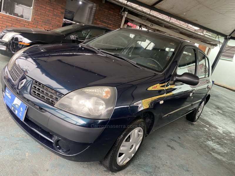 CLIO 1.0 EXPRESSION 16V FLEX 4P MANUAL - 2005 - CAXIAS DO SUL