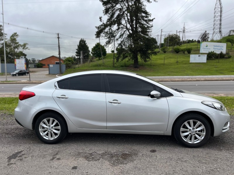 cerato 1.6 sx3 16v flex 4p automatico 2015 farroupilha