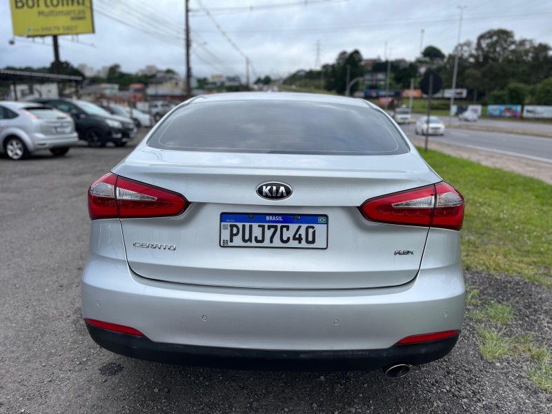 CERATO 1.6 SX3 16V FLEX 4P AUTOMÁTICO - 2015 - FARROUPILHA