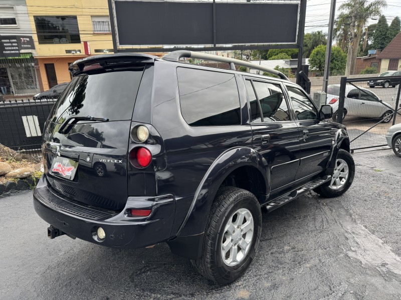 PAJERO SPORT 3.5 HPE 4X4 V6 24V FLEX 4P AUTOMÁTICO - 2010 - CAXIAS DO SUL