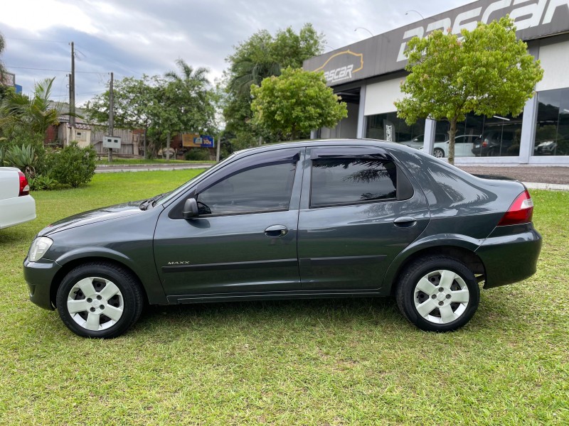 PRISMA 1.4 MPFI MAXX 8V FLEX 4P MANUAL - 2008 - BOM PRINCíPIO