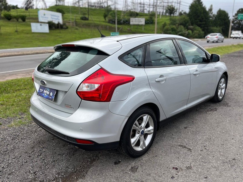 FOCUS 1.6 SE 16V FLEX 4P AUTOMÁTICO - 2015 - FARROUPILHA