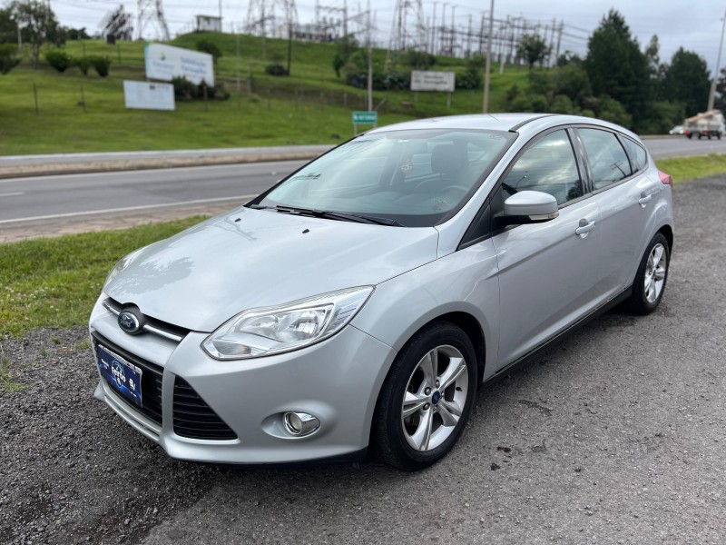 FOCUS 1.6 SE 16V FLEX 4P AUTOMÁTICO - 2015 - FARROUPILHA