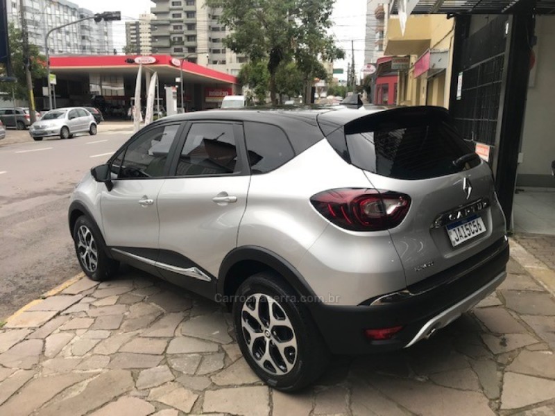 CAPTUR 1.6 LIFE 16V FLEX 4P AUTOMÁTICO - 2021 - CAXIAS DO SUL