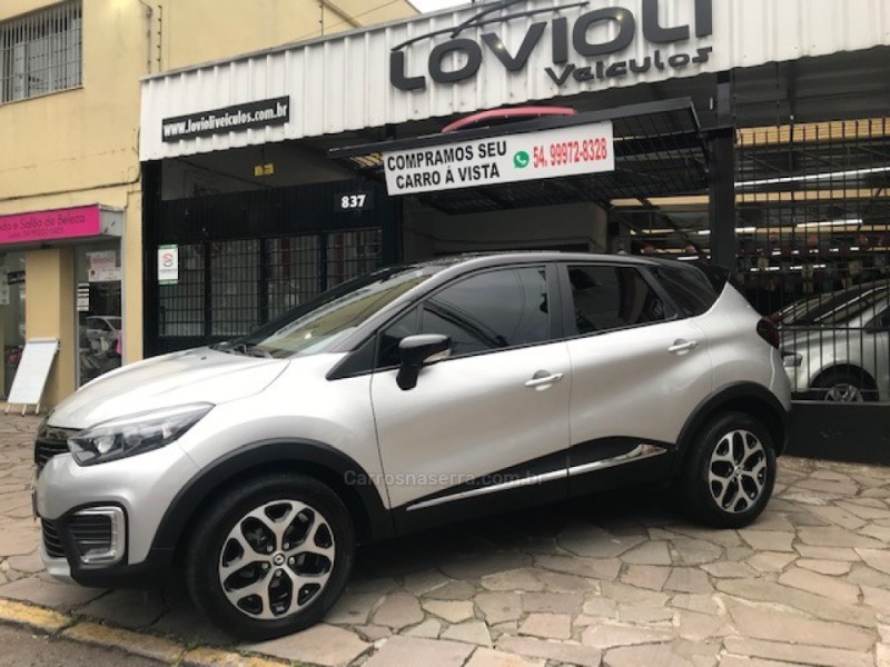 captur 1.6 life 16v flex 4p automatico 2021 caxias do sul