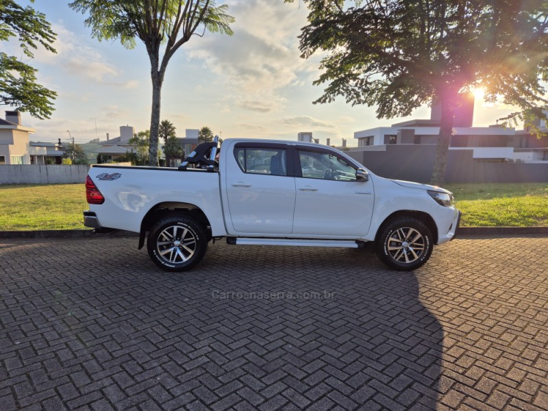 HILUX 2.8 SRV 4X4 CD 16V DIESEL 4P AUTOMÁTICO - 2016 - BENTO GONçALVES