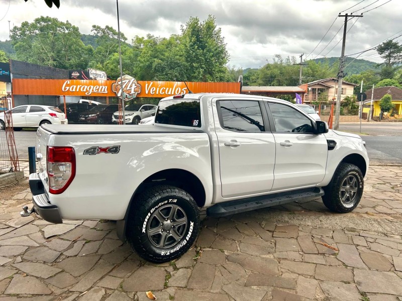 RANGER 2.2 XLS 4X4 CD 16V DIESEL 4P MANUAL - 2020 - TRêS COROAS