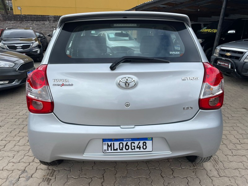 ETIOS 1.3 X 16V FLEX 4P MANUAL - 2014 - CAXIAS DO SUL