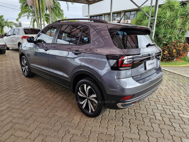 T-CROSS 1.0 COMFORTLINE TSI FLEX 4P AUTOMÁTICO - 2023 - LAJEADO