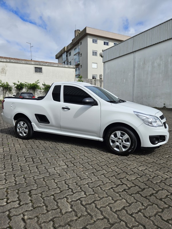 MONTANA 1.4 MPFI LS CS 8V FLEX 2P MANUAL - 2019 - FARROUPILHA