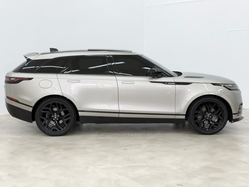 RANGE ROVER VELAR 2.0 P300 GASOLINA R-DYNAMIC SE AUTOMÁTICO - 2019 - CAXIAS DO SUL