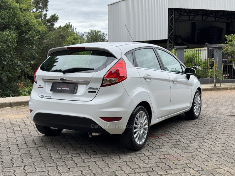 FIESTA 1.6 TITANIUM HATCH 16V FLEX 4P AUTOMÁTICO - 2015 - BENTO GONçALVES