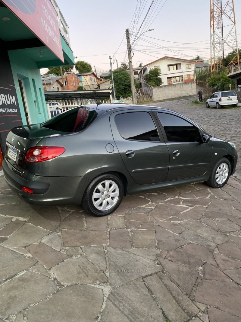 207 1.4 SEDAN XR PASSION 8V FLEX 4P MANUAL - 2010 - CAXIAS DO SUL