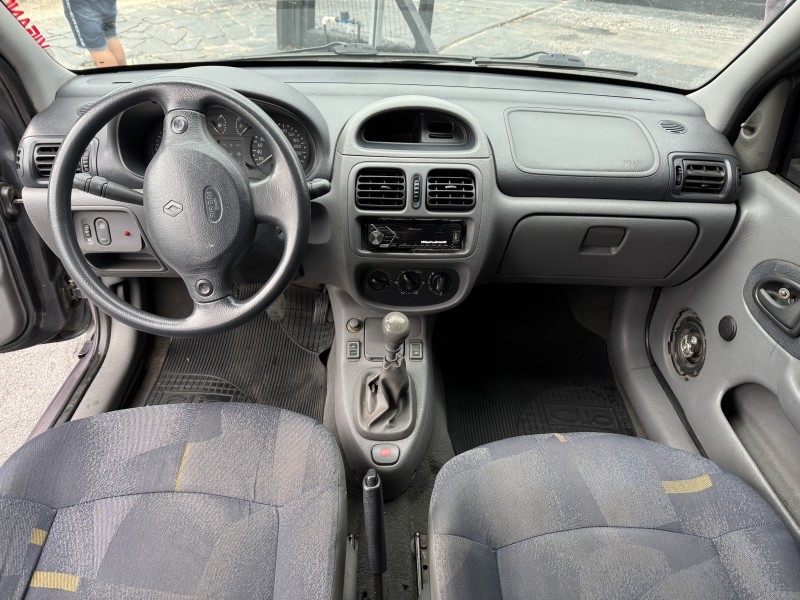 CLIO 1.0 RN 8V GASOLINA 4P MANUAL - 2000 - CAXIAS DO SUL