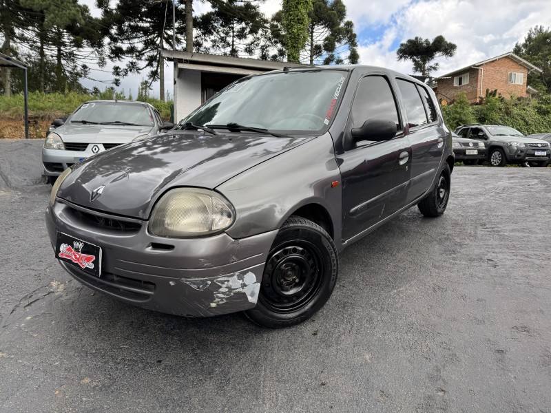 clio 1.0 rn 8v gasolina 4p manual 2000 caxias do sul