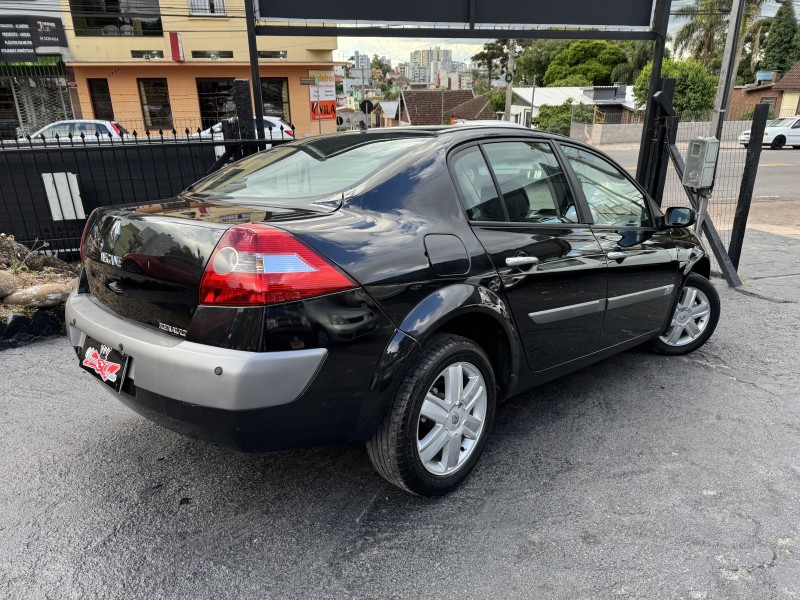 MÉGANE 1.6 DYNAMIQUE 16V FLEX 4P MANUAL - 2008 - CAXIAS DO SUL