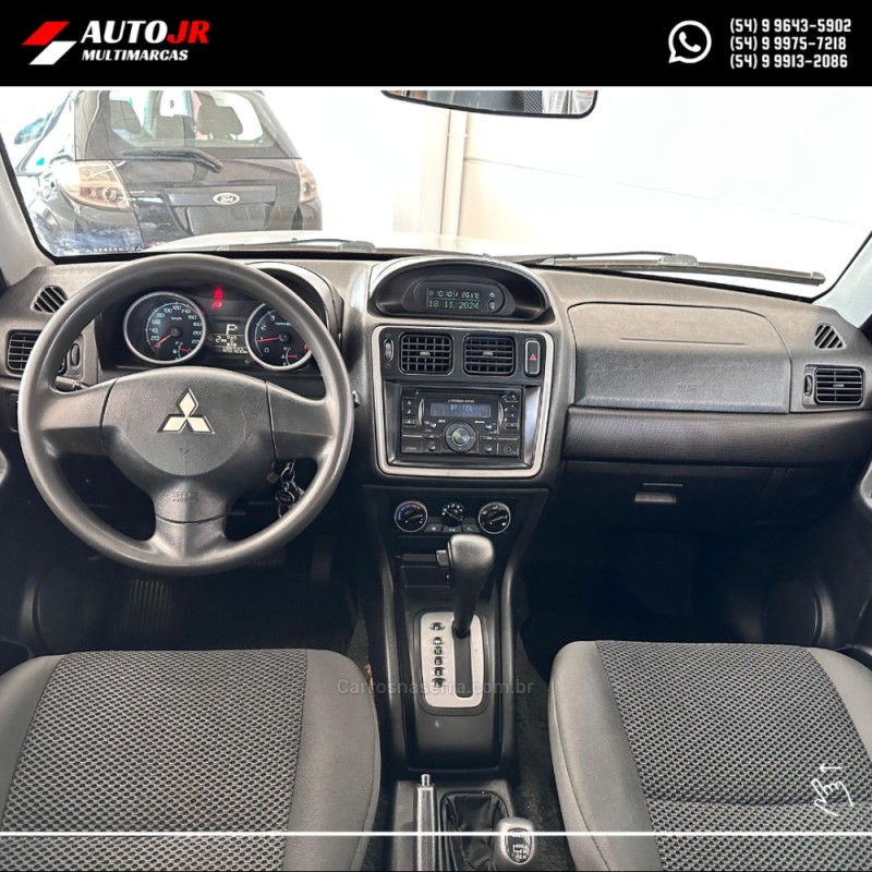 PAJERO TR4 2.0 4X4 16V 140CV FLEX 4P AUTOMÁTICO - 2012 - VACARIA