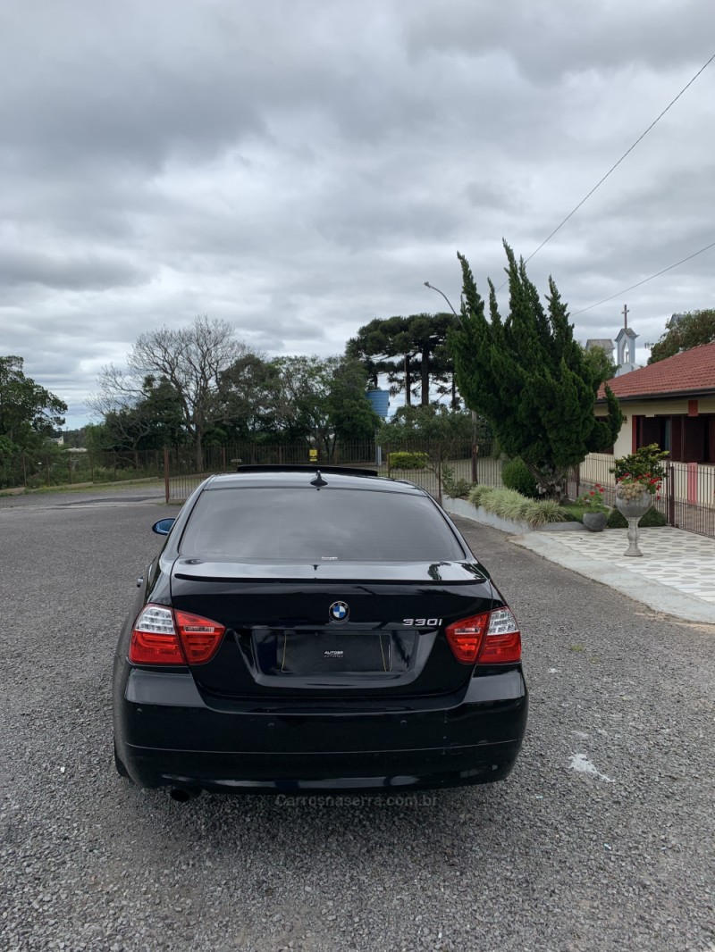 330I 3.0 TOP SEDAN 24V GASOLINA 4P AUTOMÁTICO - 2006 - CAXIAS DO SUL