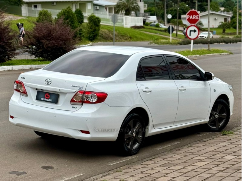 COROLLA 2.0 XEI 16V FLEX 4P AUTOMÁTICO - 2013 - NOVA PRATA