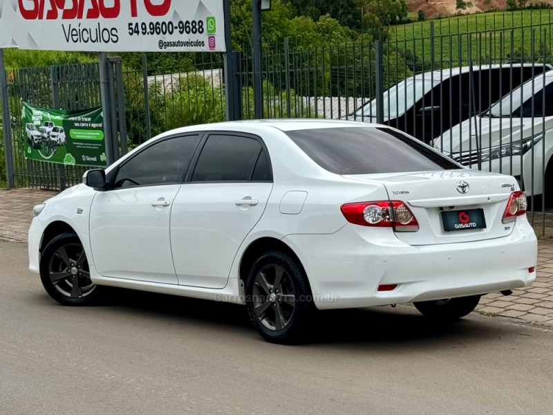 COROLLA 2.0 XEI 16V FLEX 4P AUTOMÁTICO - 2013 - NOVA PRATA