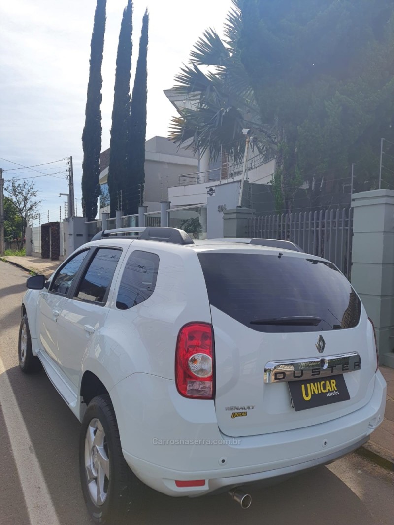 DUSTER 1.6 DYNAMIQUE 4X2 16V FLEX 4P MANUAL - 2014 - PASSO FUNDO