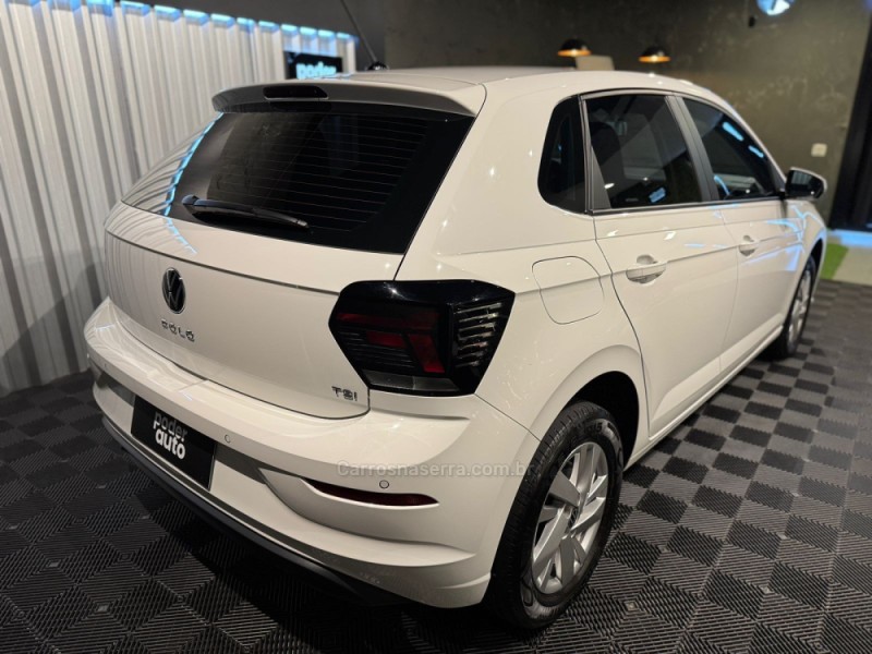 POLO 1.0 TSI FLEX 4P MANUAL - 2024 - FARROUPILHA