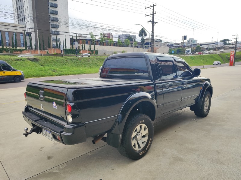 L200 OUTDOOR 2.5 HPE 4X4 CD 8V TURBO INTERCOOLER DIESEL 4P AUTOMÁTICO - 2006 - FARROUPILHA