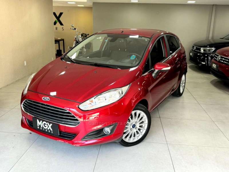 FIESTA 1.6 TITANIUM PLUS HATCH 16V FLEX 4P AUTOMÁTICO