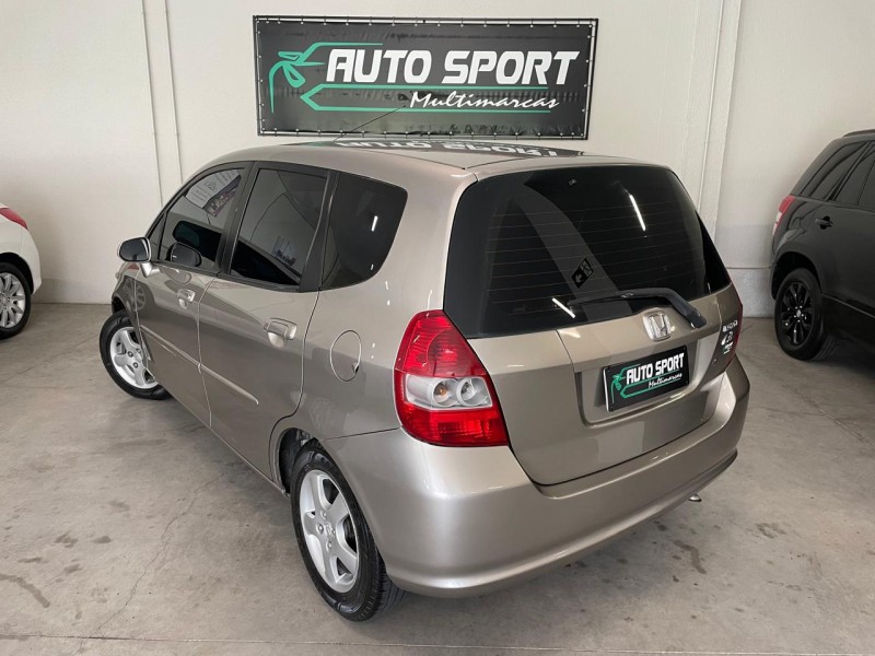 FIT 1.4 LXL 8V GASOLINA 4P MANUAL - 2006 - CAXIAS DO SUL