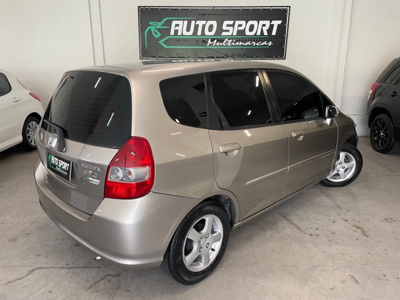 FIT 1.4 LXL 8V GASOLINA 4P MANUAL - 2006 - CAXIAS DO SUL