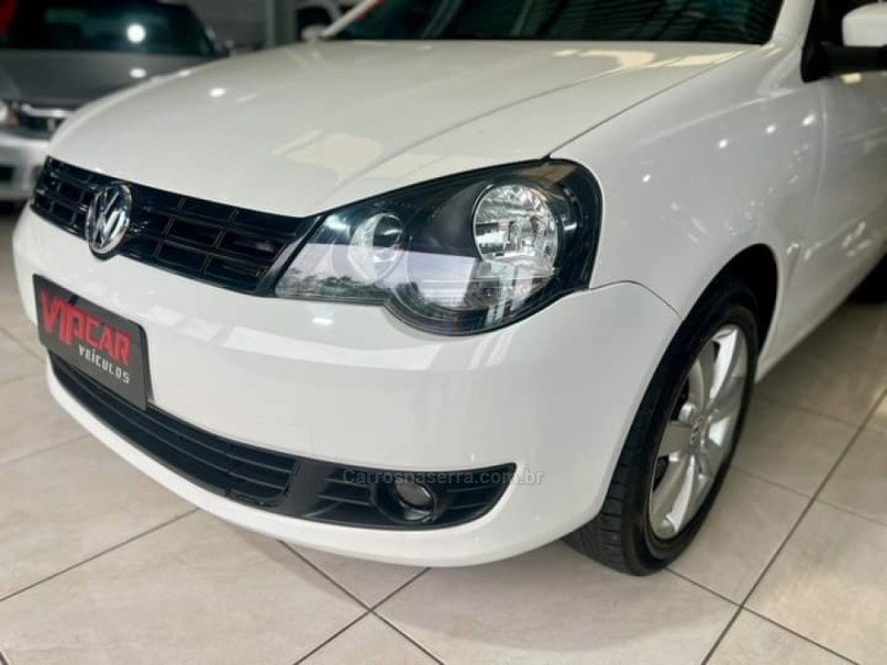 POLO SEDAN 1.6 MI COMFORTLINE 8V GASOLINA 4P MANUAL - 2014 - ESTâNCIA VELHA