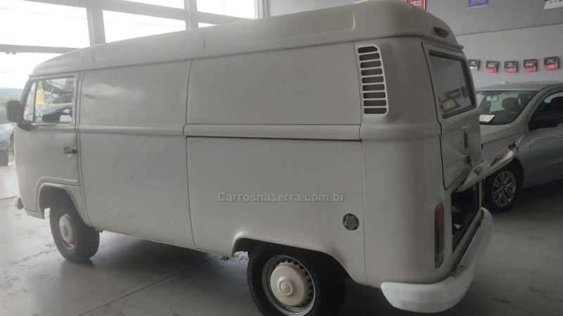 KOMBI 1.4 MI FURGÃO 8V FLEX 3P MANUAL - 2012 - TAQUARA