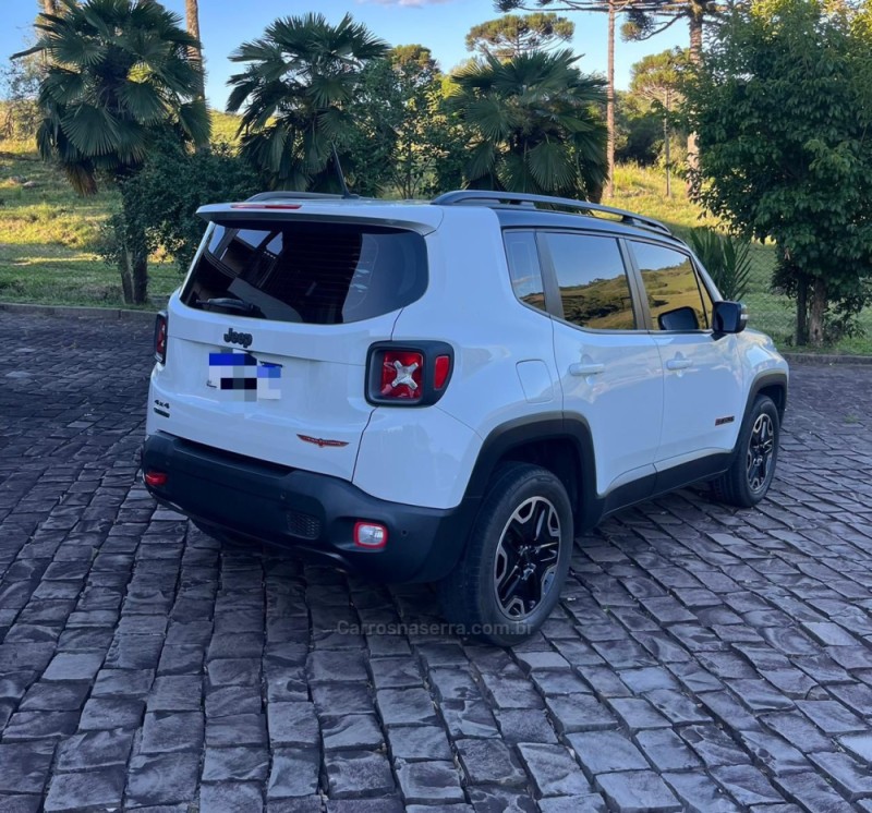 RENEGADE 2.0 16V TURBO DIESEL TRAILHAWK 4P 4X4 AUTOMÁTICO - 2016 - FLORES DA CUNHA