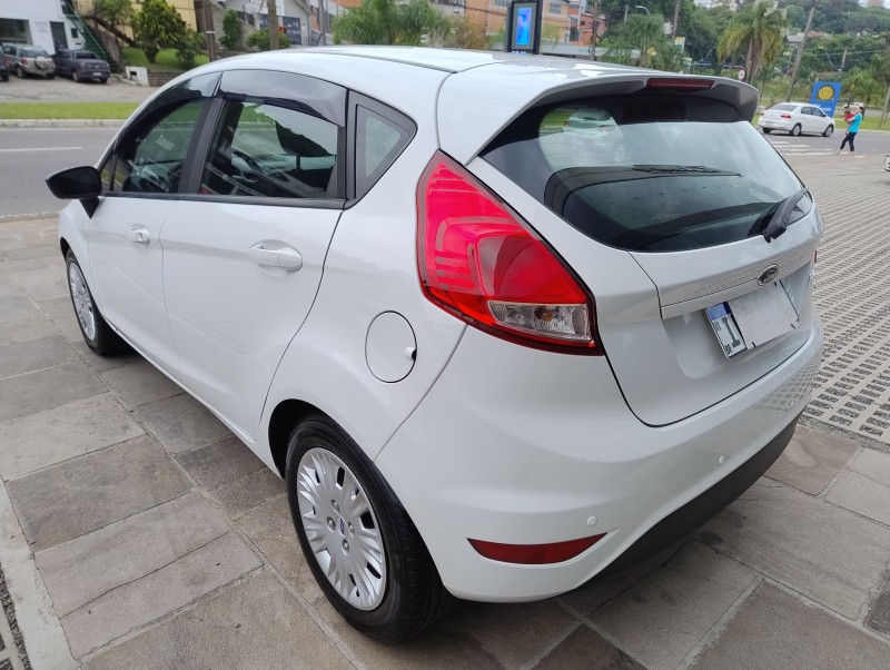 FIESTA 1.5 S HATCH 16V FLEX 4P MANUAL - 2015 - CAXIAS DO SUL