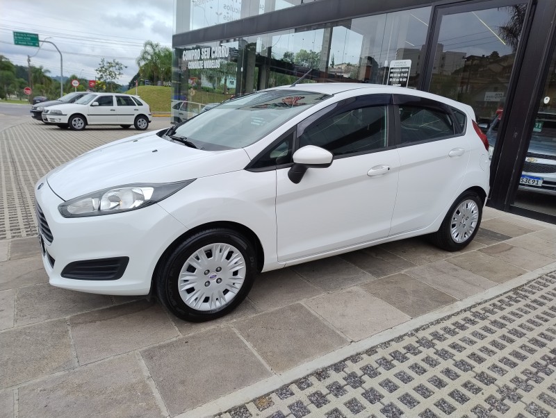 fiesta 1.5 s hatch 16v flex 4p manual 2015 caxias do sul