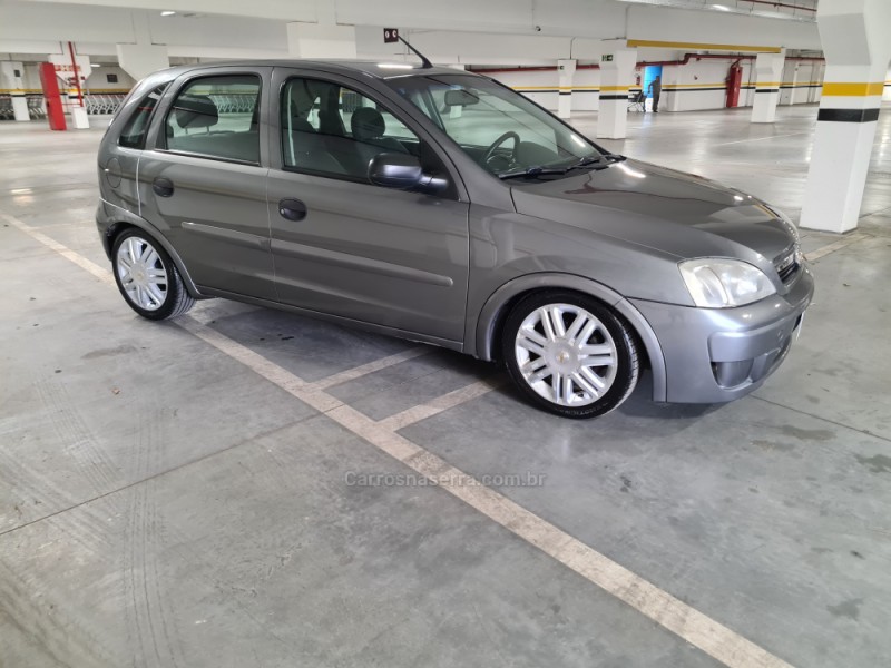 CORSA 1.4 MPFI MAXX 8V FLEX 4P MANUAL - 2011 - CAXIAS DO SUL