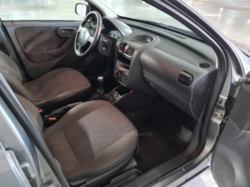 CORSA 1.4 MPFI MAXX 8V FLEX 4P MANUAL - 2011 - CAXIAS DO SUL