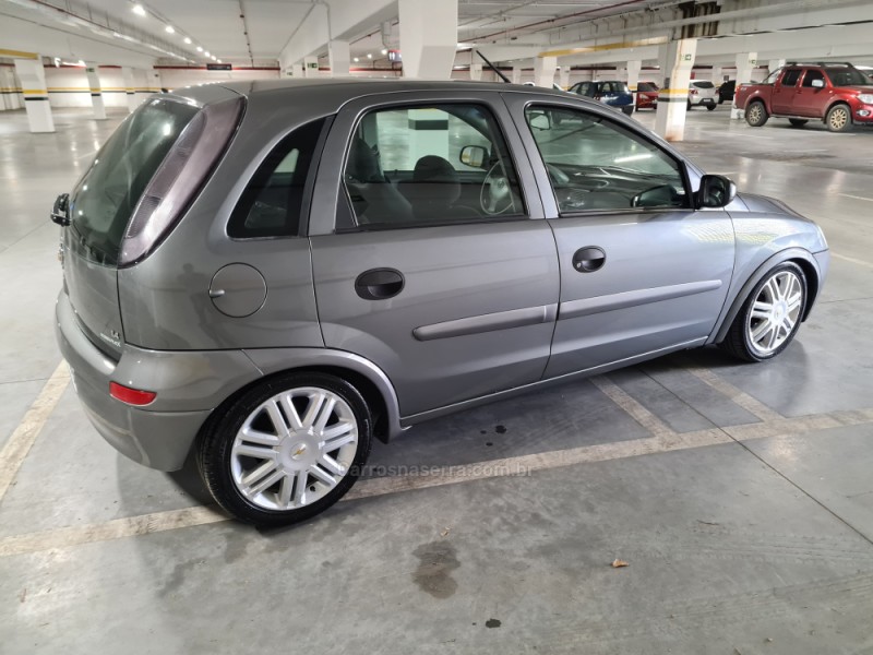 CORSA 1.4 MPFI MAXX 8V FLEX 4P MANUAL - 2011 - CAXIAS DO SUL