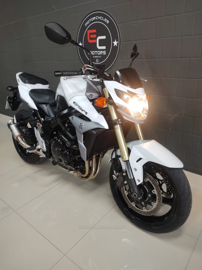 GSR 750 - 2016 - CAXIAS DO SUL