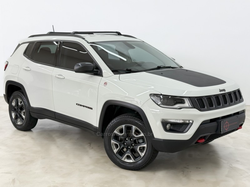 COMPASS 2.0 TRAILHAWK TD350 TURBO DIESEL 4X4 4P AUTOMÁTICO - 2017 - CAXIAS DO SUL