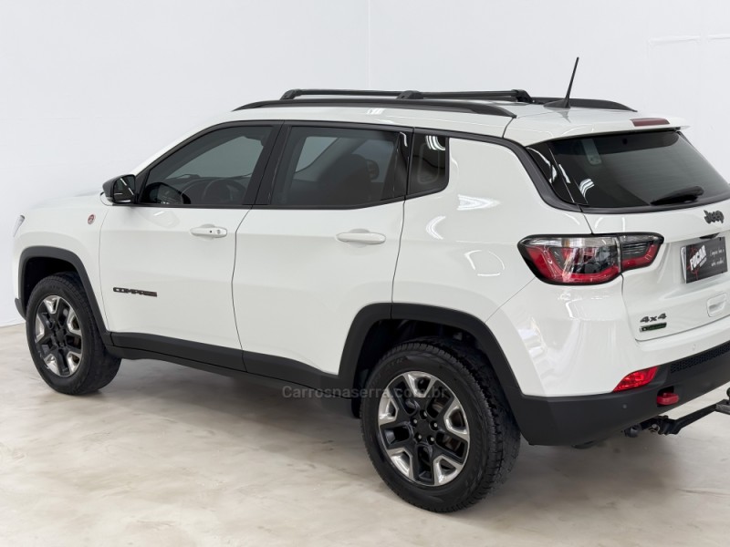 COMPASS 2.0 TRAILHAWK TD350 TURBO DIESEL 4X4 4P AUTOMÁTICO - 2017 - CAXIAS DO SUL