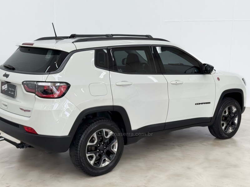 COMPASS 2.0 TRAILHAWK TD350 TURBO DIESEL 4X4 4P AUTOMÁTICO - 2017 - CAXIAS DO SUL