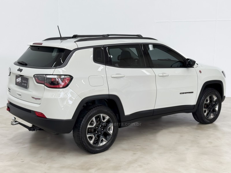 COMPASS 2.0 TRAILHAWK TD350 TURBO DIESEL 4X4 4P AUTOMÁTICO - 2017 - CAXIAS DO SUL