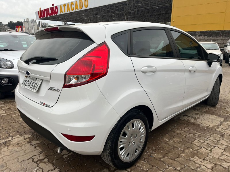 FIESTA 1.5 SE HATCH 16V FLEX 4P MANUAL - 2016 - CAXIAS DO SUL